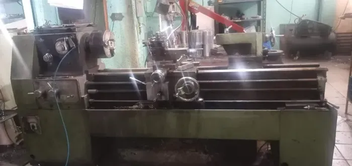 Torno Nardini 220MII
