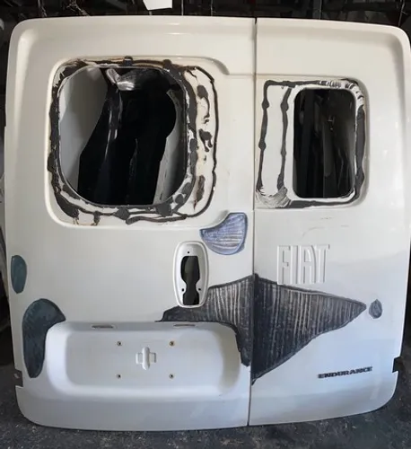 Porta Traseira Fiorino Nova