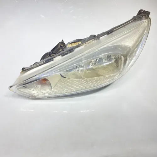 Farol Esquerdo Ford Focus 2010
