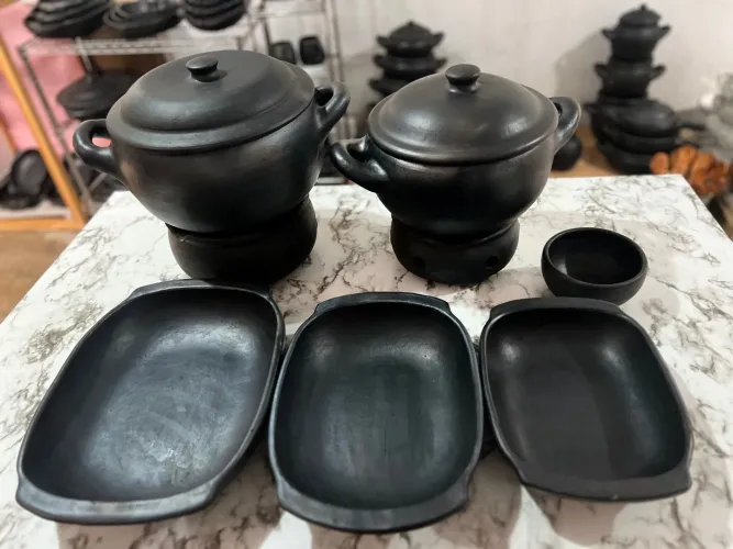 Kit feijoada na promoção! Panela de barro, travessas, fogareiro?