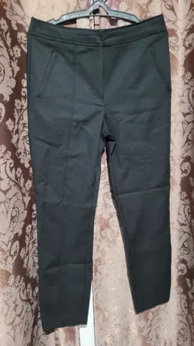 Calça feminina preta Le Lis Blanc - Tamanho 36