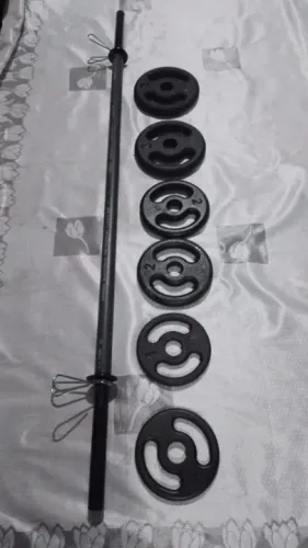 barra 140cm e anilhas novo 