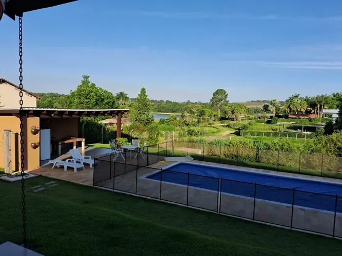 Casa em condomínio com 4 quartos e 2 suítes, 350m² em Piratuba, Piedade-SP