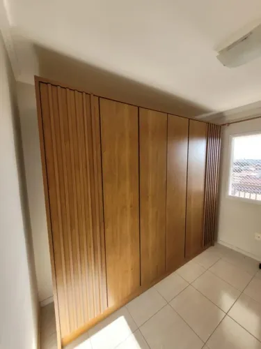 Guarda Roupa Gigante 2,70 Cinamomo Ripado 100% MDF NOVO ÚLTIMA PEÇA