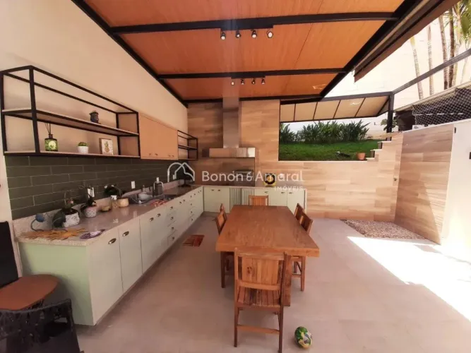 Casa Aconchegante à Venda em Condomínio Fechado em Campinas