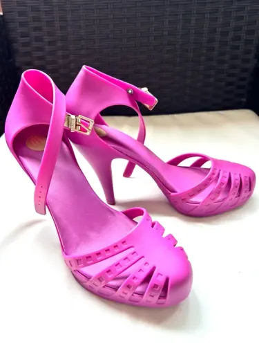 Melissa Eletric de Salto Alto Rosa