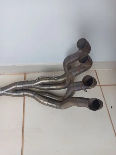 Coletor Escapamento Akrapovic Suzuki GSX-S e GSXR1000
