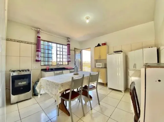 CIDADE DA ESPERANÇA | CASA SEMI MOBILIADA C/ 3 QAURTOS - ACEITO PARCELAR!