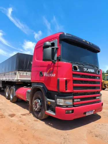 Conjunto Cavalo Scania R124 + Carreta Guerra 