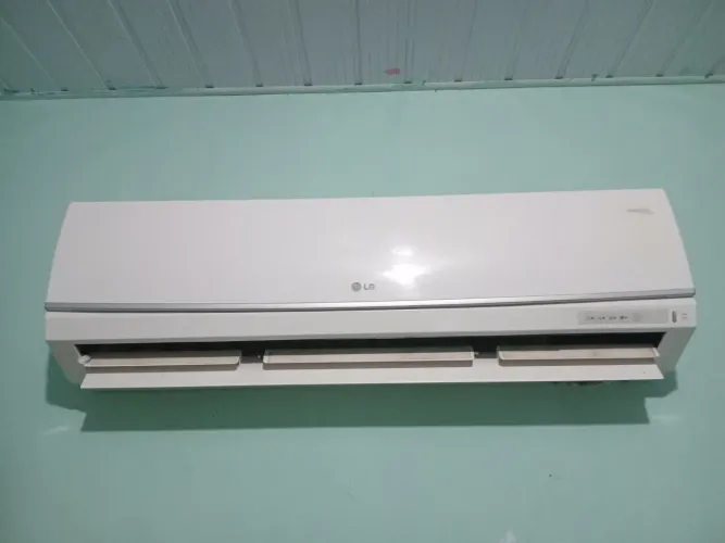 Arcondicionado LG  12 mil btus