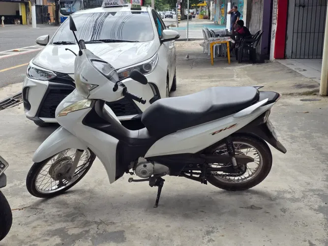 Biz 110i - Abaixo da tabela 