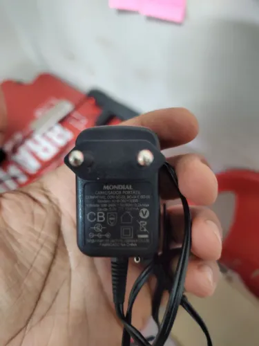 Carregador Mondial para Barbeador