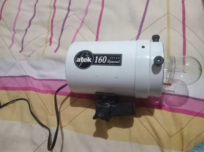 Atek 160 especial flash bivolt 