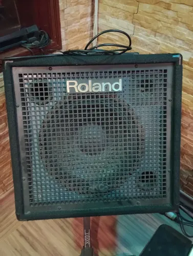 Cubo Amp Teclado Holand 