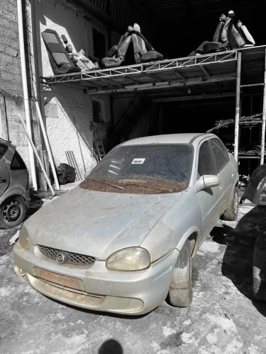 SUCATA CORSA CLASSIC 2001 1.0 8v 