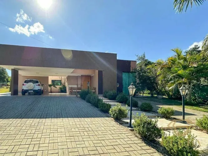 Recanto Golf Ville casa 4 suítes para venda em condomínio fechado Cambé