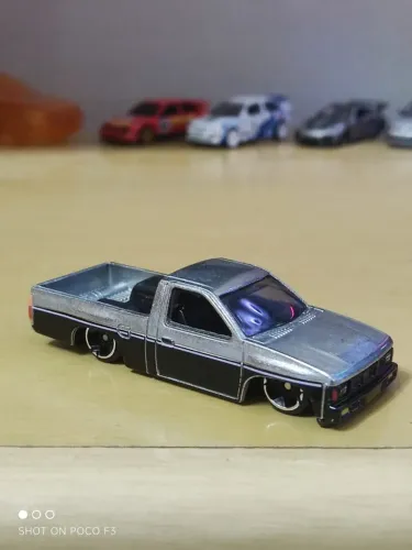 Hot Wheels 93 Nissan Custom D21 Hardbody (Zamac 6 Car Set 2024)