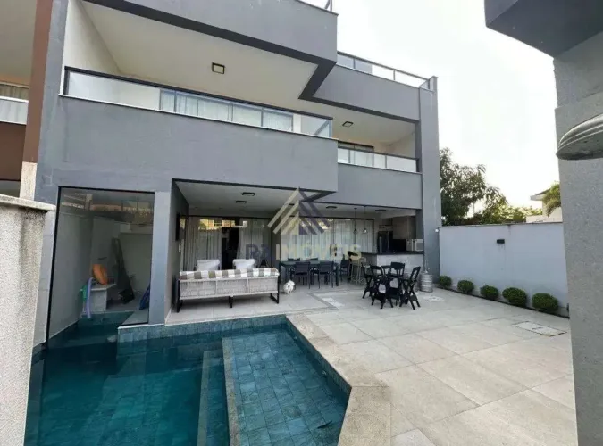 Recreio dos Bandeirantes | Casa 6 quartos, sendo 6 suites