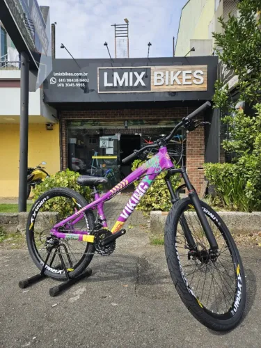 Bicicleta Aro 26 Viking Tuff 25 Roxo Freios Disco com Marchas 10 Vezes Sem Juros