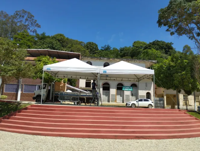 Tenda piramidal 4x4 