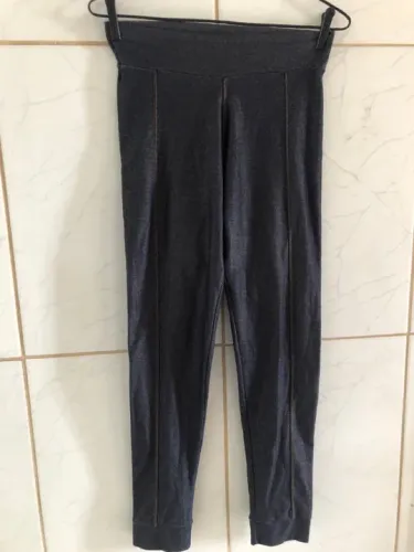 Calça tipo imitação de jeans (P/M)