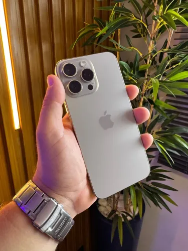 IPhone 15 Pro Max 256gb com garantia apple