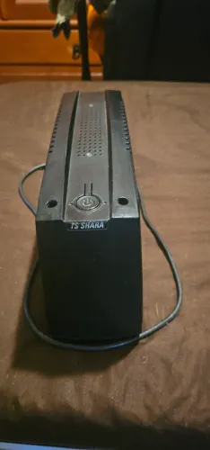 Nobreak 800va Senoidal Ts Shara 4447 1bs Ent/saida 110v/220v Preto