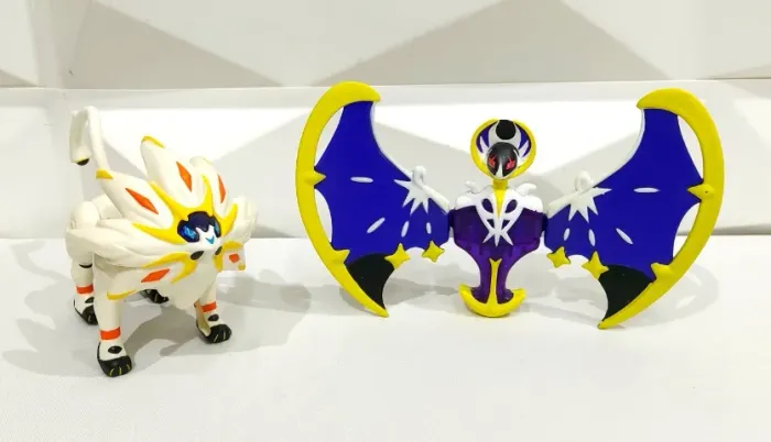 Solgaleo Lunala Bonecos Mc Donalds Pokemon Lendarios 2017 