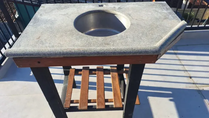 Pia de Granito com Cuba em Aço Inox