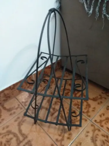 Revisteiro de Ferro para Decoração
