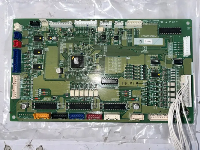 PLACA DE AR-CONDICIONADO (CC0000559B-1) - Hitachi