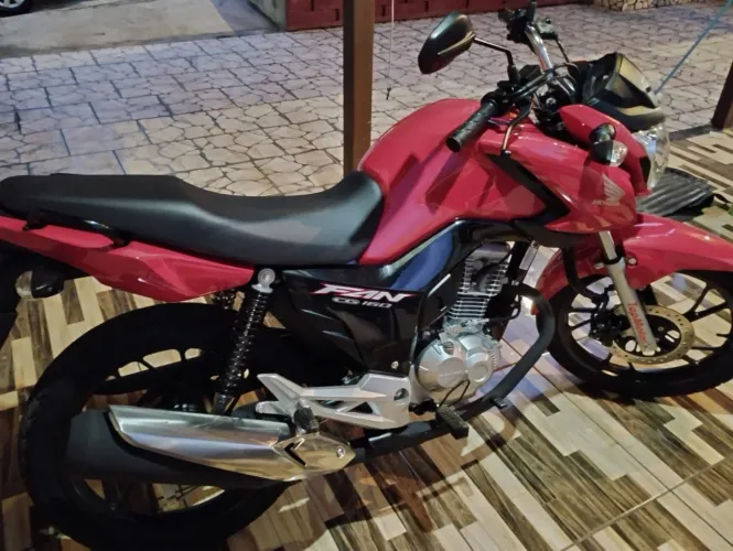 Vendo Fan 160 moto zero com apenas 980 km rodados 19 mil 
