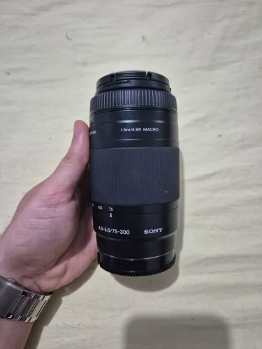 Lente Câmera Sony 75-300mm SAL75300