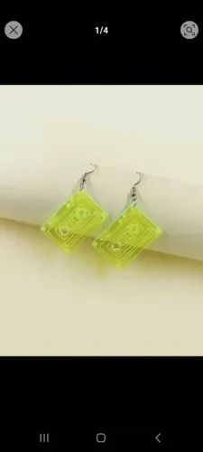 Brincos Cassete Neon
