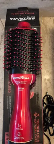 Escova secadora Britânia bivolt