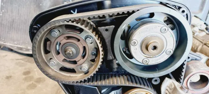 Polia VVT Citroen C5 C6 Peugeot 407 607 3.0 V6