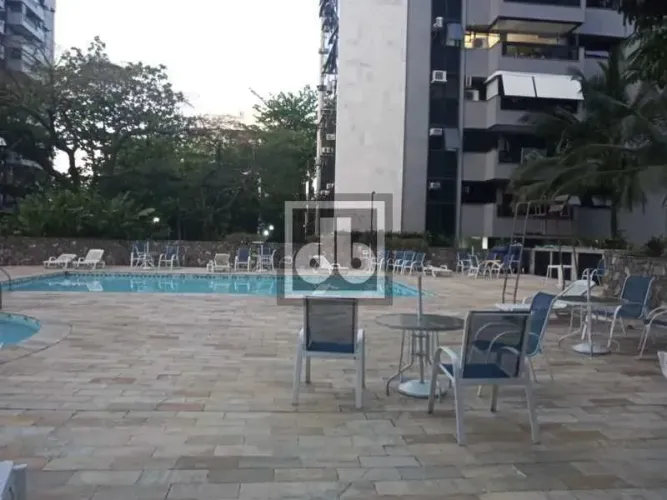 BARRA DA TIJUCA MANDALA VARANDA 4 QUARTOS (1 SUITE)TRANSFORMADOS EM 3 QUARTOS, COZINHA PLA