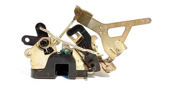 Fechadura Porta Traseiro Esquerdo Jac J3 2010 2011 2012  Dourado