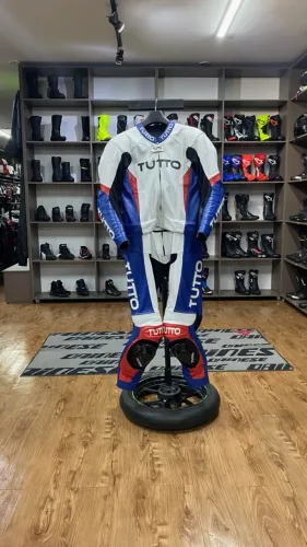 Macacão Tutto Sport Man Bmw 2 Peças Tamanho 50 Eur Seminovo
