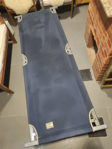 Cama para acampamento 