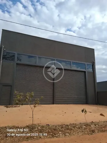 GALPAO NOVO COM SUB SOLO A 300 MTS DO ANEL VIARIO EM APARECIDA DE GOIANIA Perto da BR 153