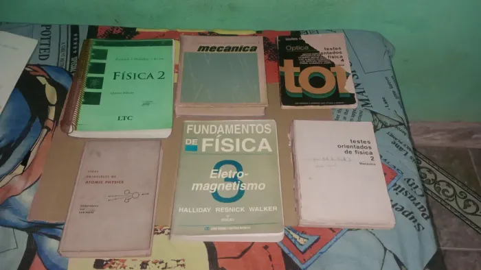 Kit Livros de Física para Universitários (Preço negociável)