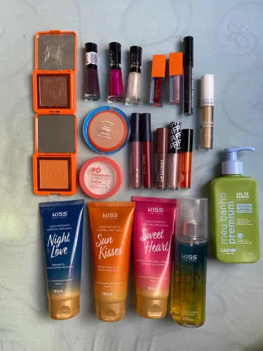 Lote cosméticos e maquiagens 