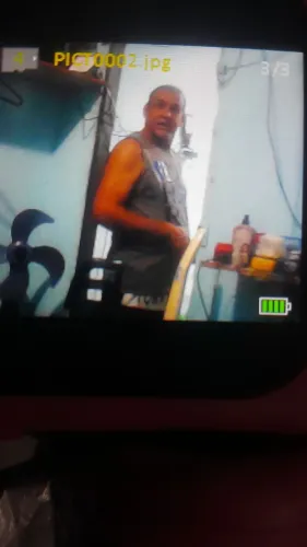 VENDE SE MAQUINA DIGITAL COM JOGUINHO P CRIANÇA  R$50