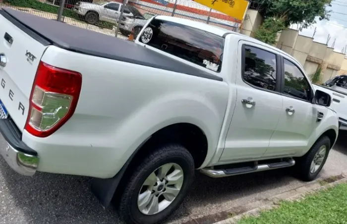Ford Ranger XLT 2.5 16V 4X2 CD Flex 2017