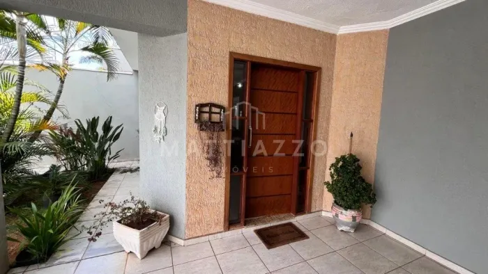 Casa à venda com 3 quartos, no Parque Egisto Ragazzo