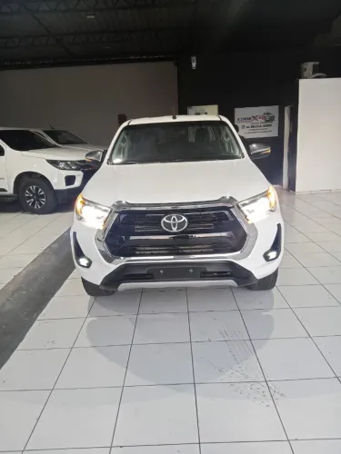Toyota Hilux CD 4X4 2.8 Diesel Mec. 2023