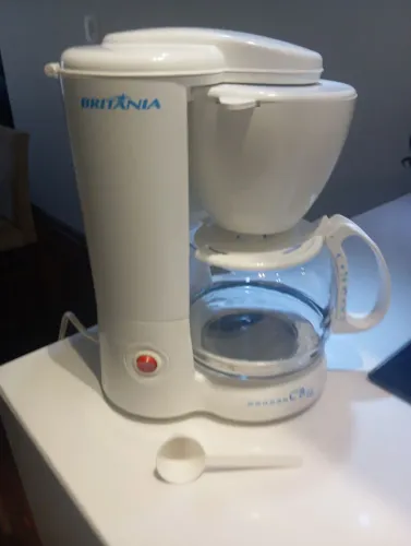 Cafeteira Britânia CB26 - Branca - 220V