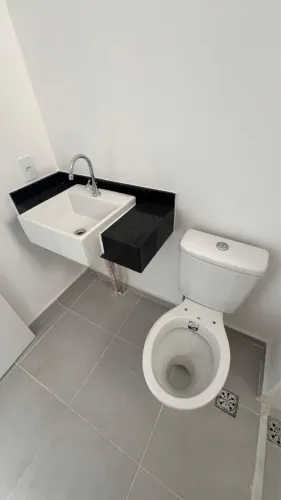 Kit Completo para Banheiro - Vaso Sanitário, Lavatório, Bancada em Granito e Torneira