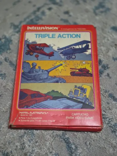 Triple Action Intellivision  - Na Caixa